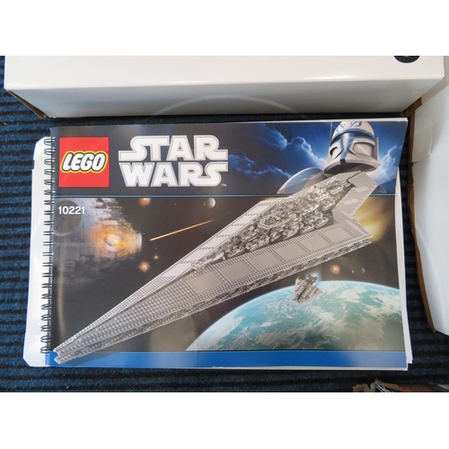 305 - Lego 10221 original Star Wars destroyer boxed