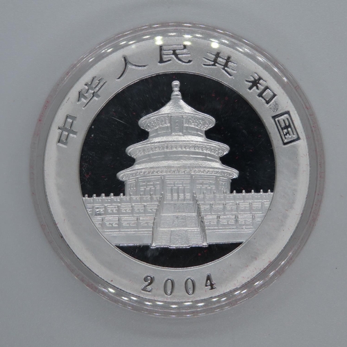 171 - 2004 Chinese 1oz 999 silver coin