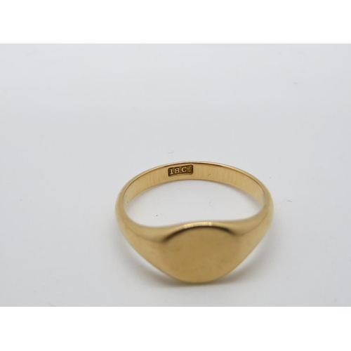 127 - 18ct signet or pinkie ring size N 4.1g