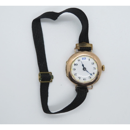 128 - 9ct lady's gold watch