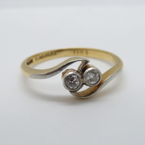 133 - 18ct gold and diamond ring size K 2g 1.2ct diamond