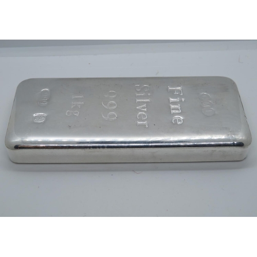 138 - 1kg Bullion Bar by CML 999 quality silver