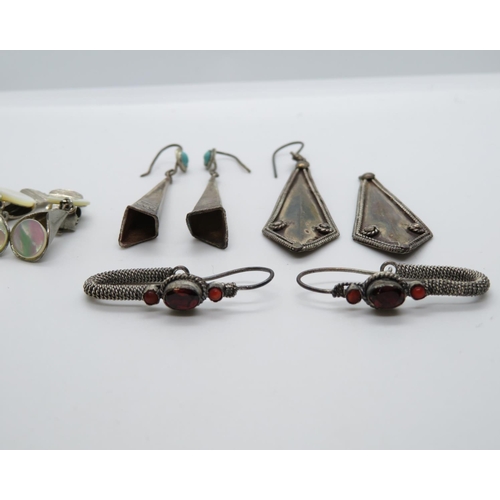 148 - Bag of silver jewellery