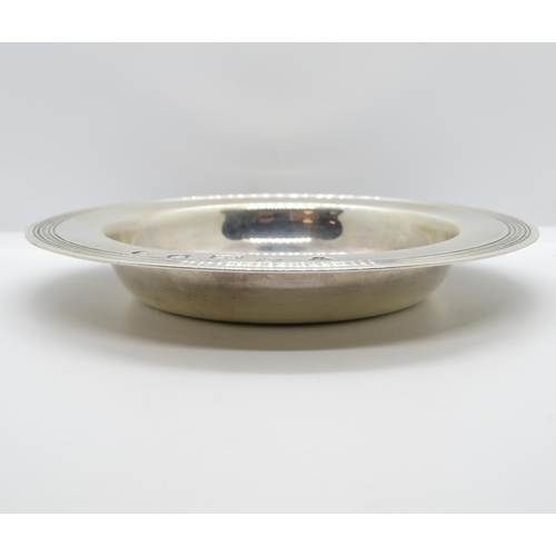 164 - HM silver Tudor Rose pin tray 104g