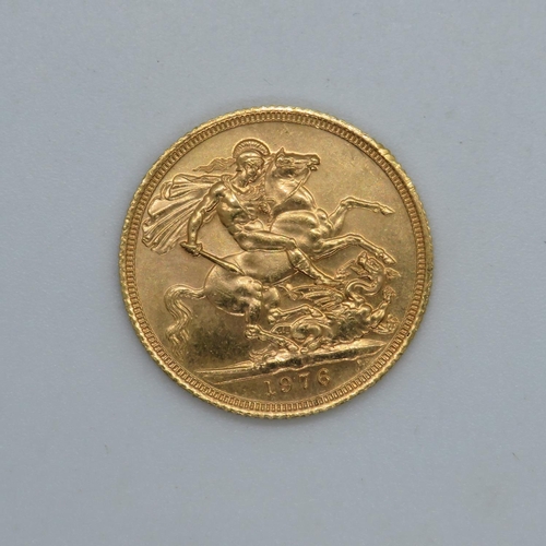 179 - 1976 full sovereign - good condition