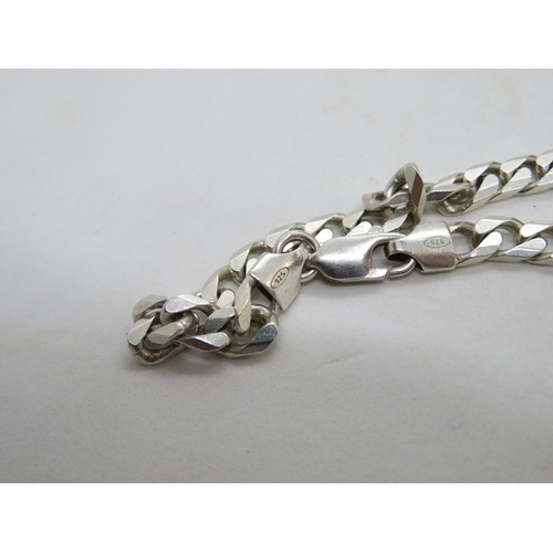 61 - Silver diamond cut curb link chain 18