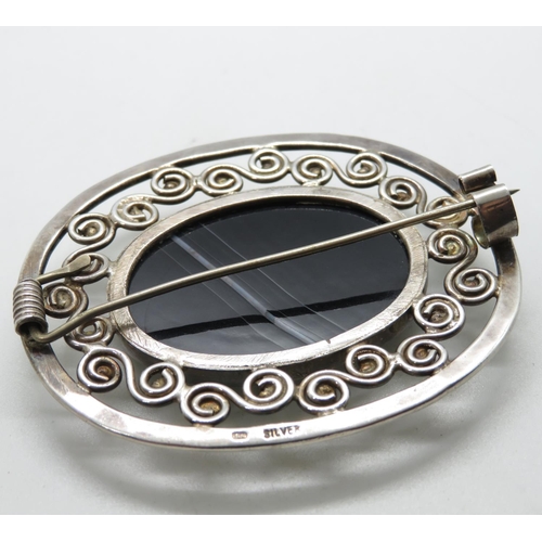 123 - Victorian Celtic silver brooch with banded agate 2.5