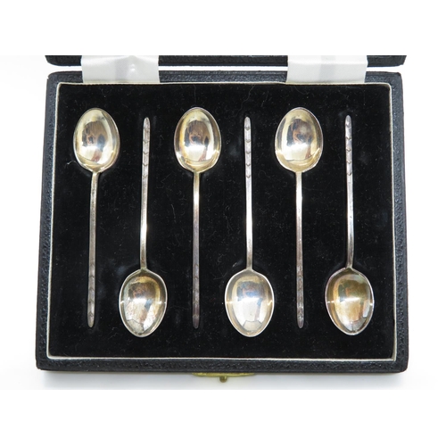 170 - Set of 6x silver HM Walker and Hall boxed spoons