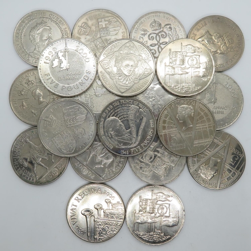 197 - 20x £5.00 coins