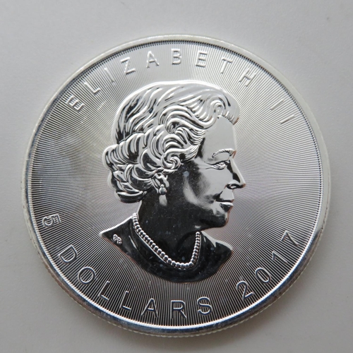 358 - Canada 1oz 999 $5 coin