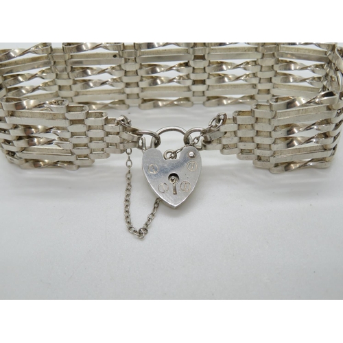 55 - Vintage silver 6bar gate bracelet London 1978 7.25