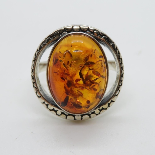 59 - Vintage silver ring set with amber size P