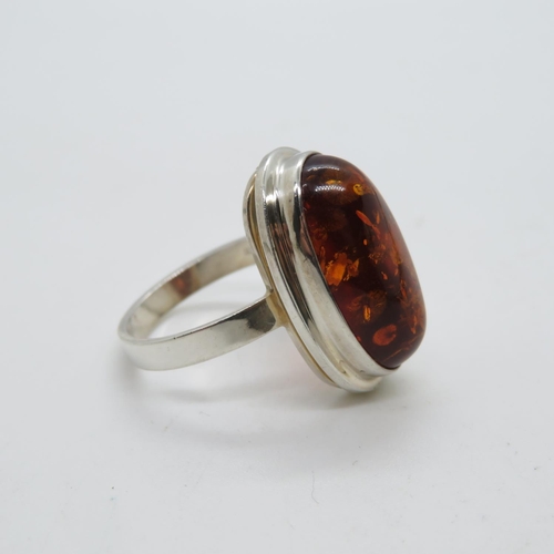 60 - Vintage silver ring set with amber size P