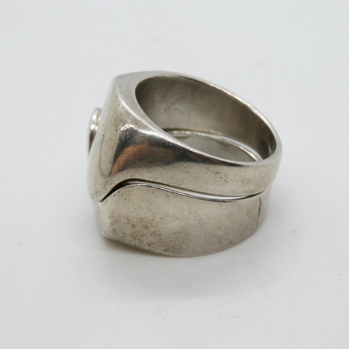 61 - Vintage silver Ying and Yang ring 2 piece HM London 1992 size N 18.8g