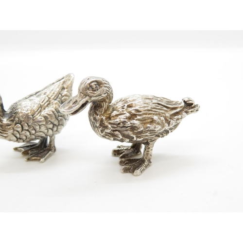 135 - 2x HM silver ducks or geese 76g