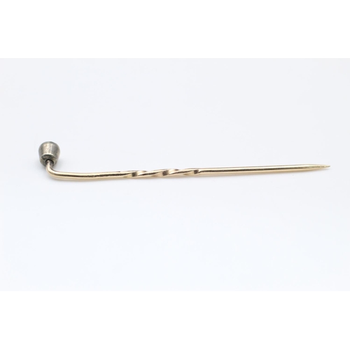 102 - 3 x Mixed carat antique stick pins in 9ct seed pearl, masonic