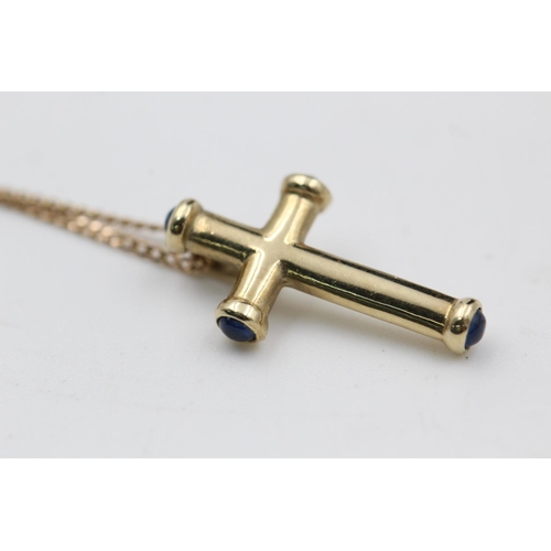 133 - 9ct gold cross pendant necklace