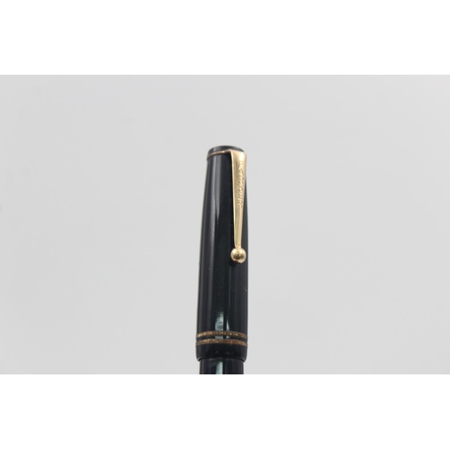 17 - Vintage PARKER Victory Black FOUNTAIN PEN w/ 14ct Gold Nib WRITING