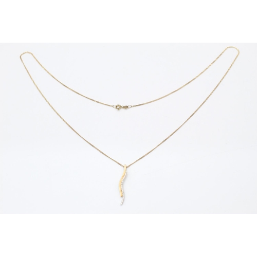 172 - 9ct gold diamond pendant necklace