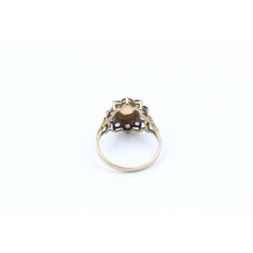 194 - 9ct gold vintage opal & amethyst halo ring size P