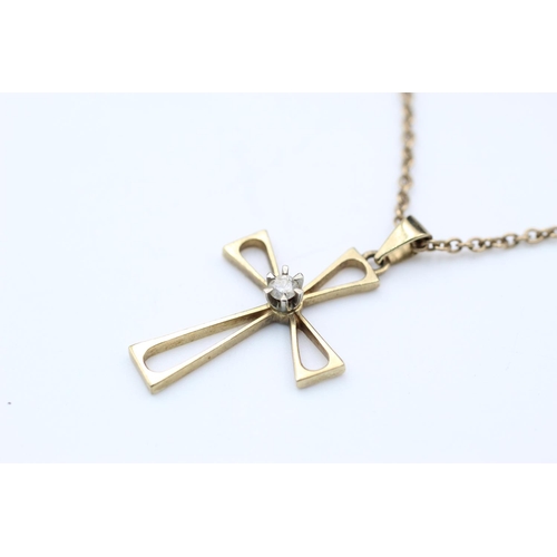 197 - 9ct gold diamond cross pendant necklace