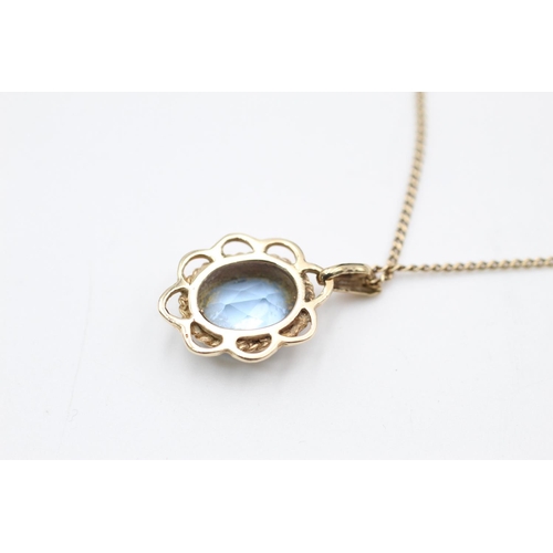 225 - 9ct blue gemstone pendant necklace