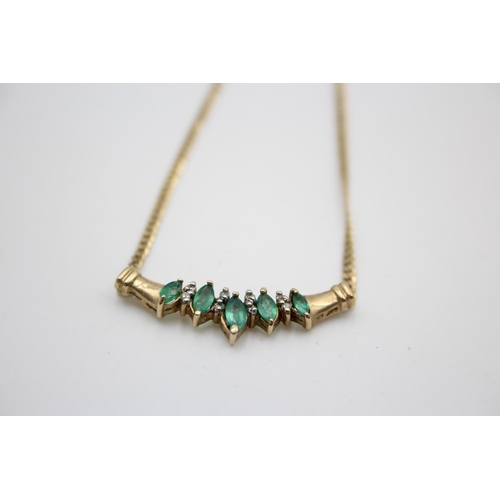 229 - 9ct emerald & diamond detail necklace