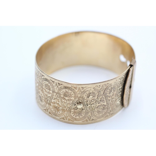 240 - 9ct back and front true vintage ornate buckle bangle