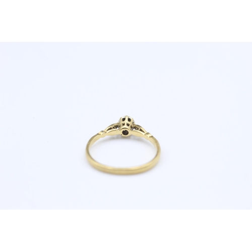 249 - 2 x 18ct gold diamond rings size O and size M