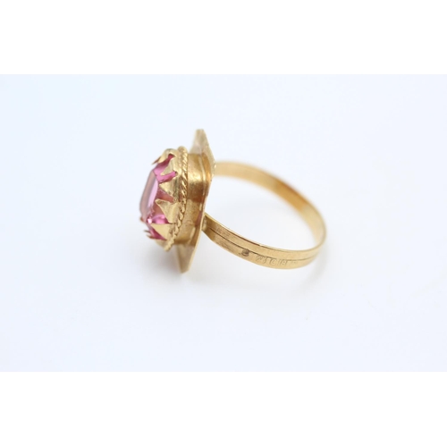 296 - 18ct gold stone set cocktail ring size Q