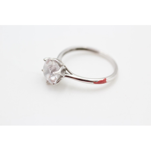 325 - 9ct white gold gemstone solitaire ring size N