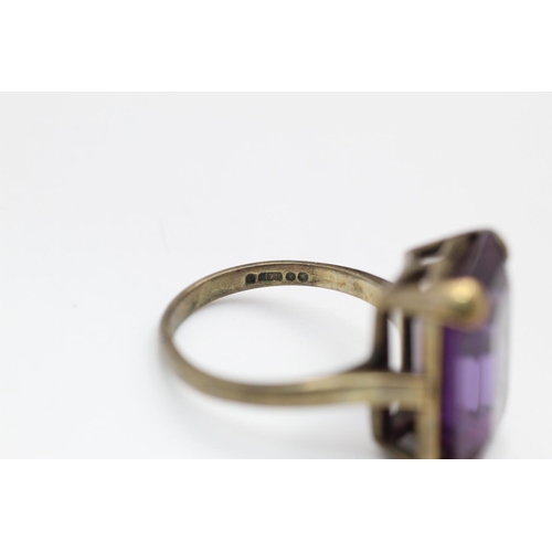 344 - 9ct gold gemstone cocktail ring size O