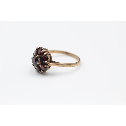 367 - vintage 9ct rose gold bohemian garnet cluster ring size N