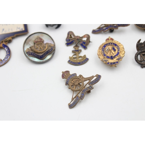 37 - 15 x Assorted Vintage MILITARY Lapel / Sweetheart Badges Inc Navy, RAF, Army Etc