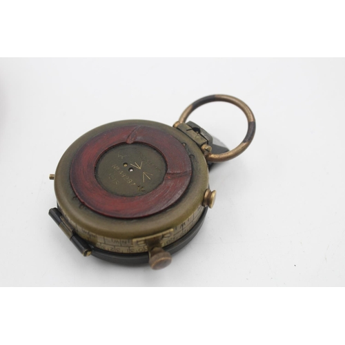 40 - WW1 Dated 1918 British MILTARY Keners Compass w/ Leather Case