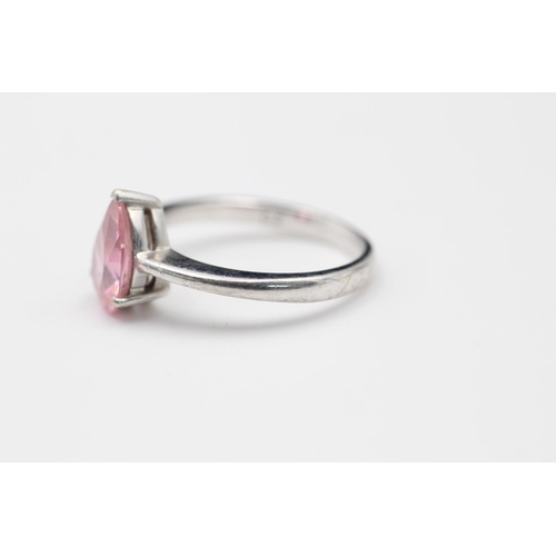 88 - 9ct white gold pink gemstone solitaire ring size P