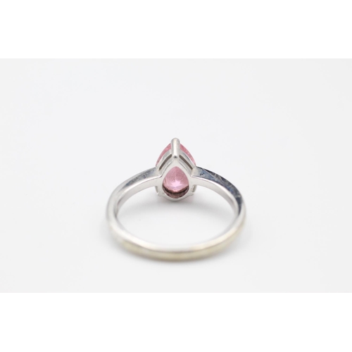 88 - 9ct white gold pink gemstone solitaire ring size P