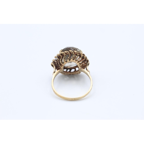 97 - 9ct Gold brutalist design smoky quartz ring size N