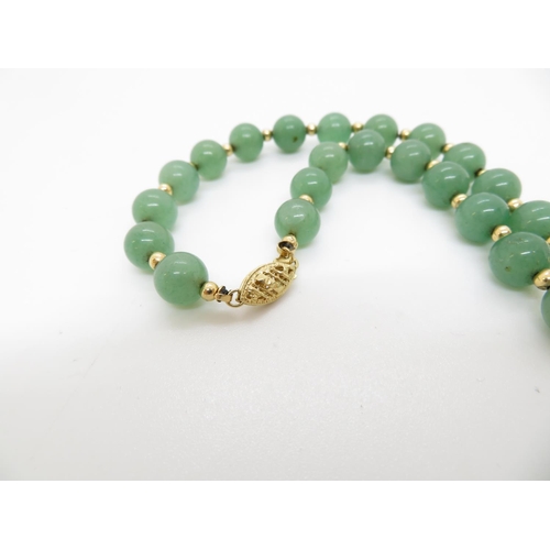 55 - gold clasp jade & pearl necklace
35g