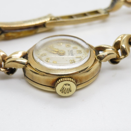 283 - 9ct gold Tudor Royale Rolex strap and case Tudor movement 15mm head 13.6g