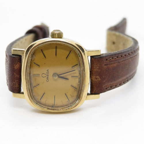 298 - Ladies 9ct gold Omega watch runs with 22mm head