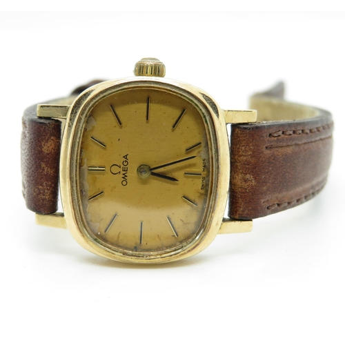 298 - Ladies 9ct gold Omega watch runs with 22mm head