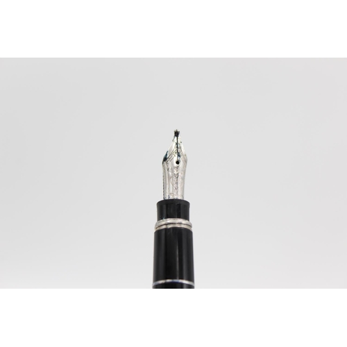 119 - MONTBLANC Meisterstuck Black FOUNTAIN PEN w/ 14ct White Gold Nib WRITING