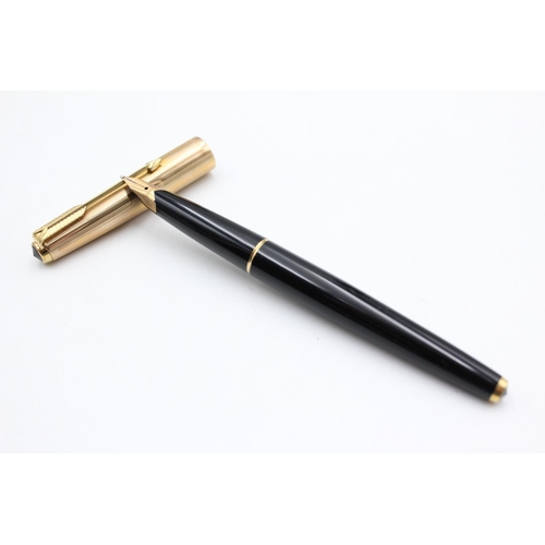 123 - Vintage PARKER 65 Black FOUNTAIN PEN w/ 14ct Gold Nib, Rolled Gold Cap WRITING