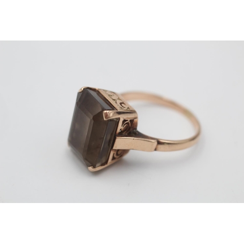 14 - 9ct rose gold smoky quartz cocktail ring (6.6g) Size R