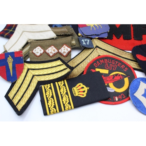 250 - Job Lot of Assorted Vintage Cloth MILITARY Badges Inc WW2 Etc