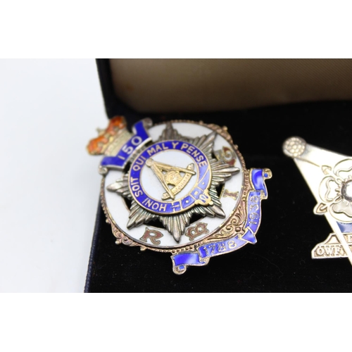 264 - 3 x Vintage .925 STERLING SILVER & Enamel Masonic Badges Inc 1788, 1938 Etc 34g