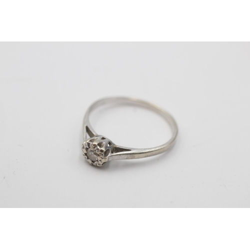 4 - 9ct white gold diamond solitaire ring (1.6g) Size N