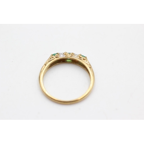 67 - 9ct gold vintage emerald & diamond foliate setting dress ring (2.1g)  Size P