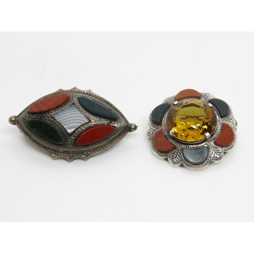 358 - 2x Hallmarked silver and agate Scottish brooch